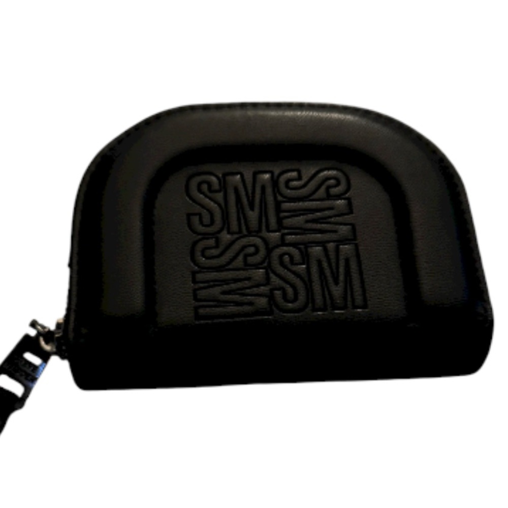 Women’s Steve Madden Black Leather Dome Wallet